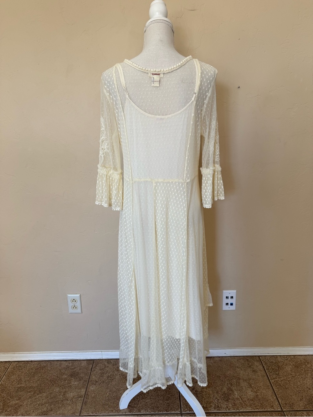 Ivory Swiss Dot Lace Midi Dress Sundance Large Embroidered Ruffles Boho Romantic - Picture 6 of 9